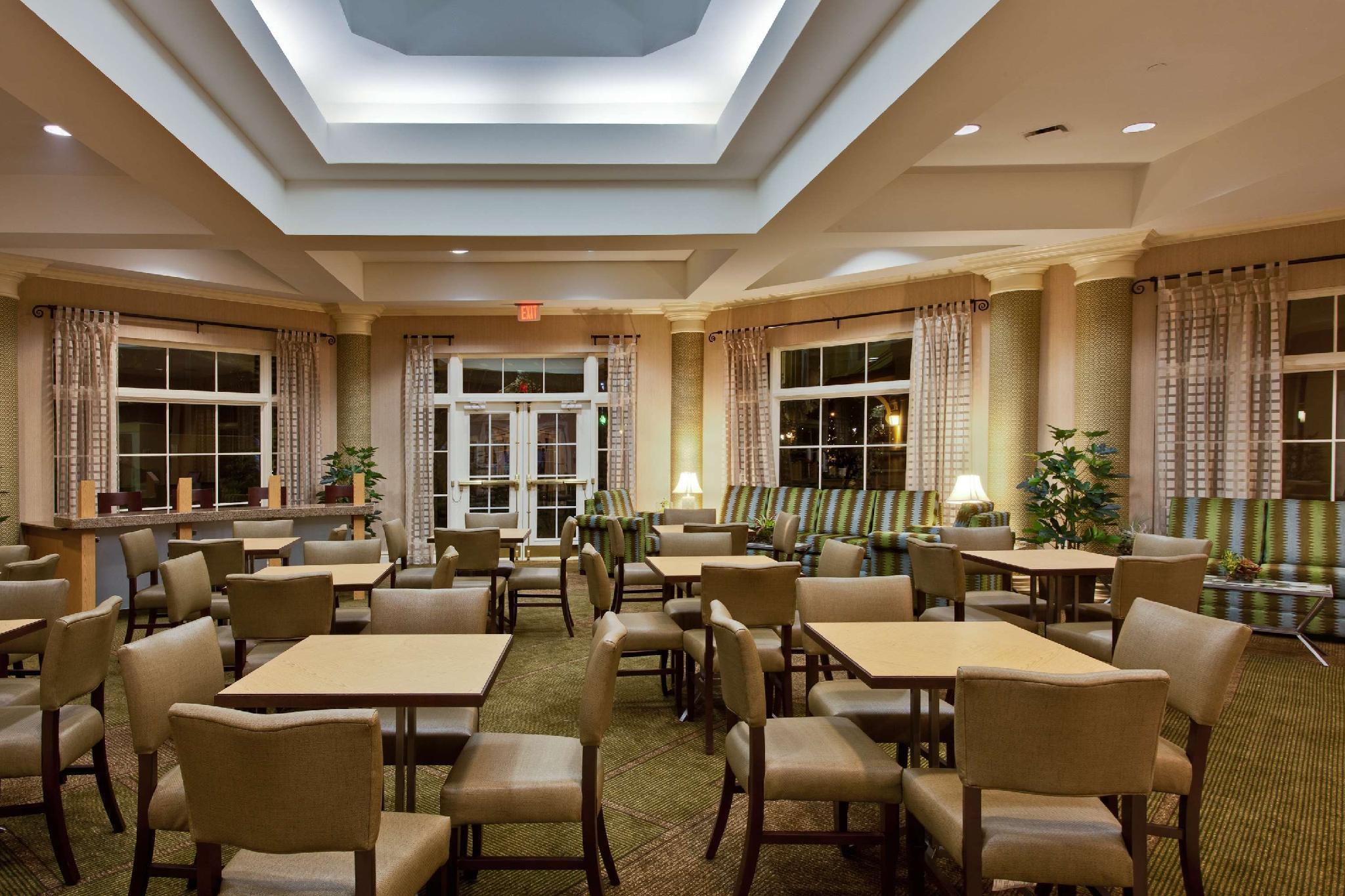 La Quinta By Wyndham Usf Hotel Tampa Exterior photo